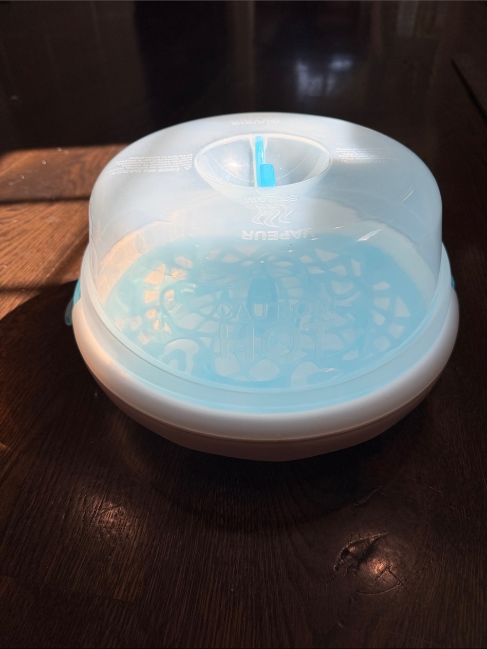 Munchkin White and Blue Microwave Steam Sterilizer For Bottles - Picture 4 of 6